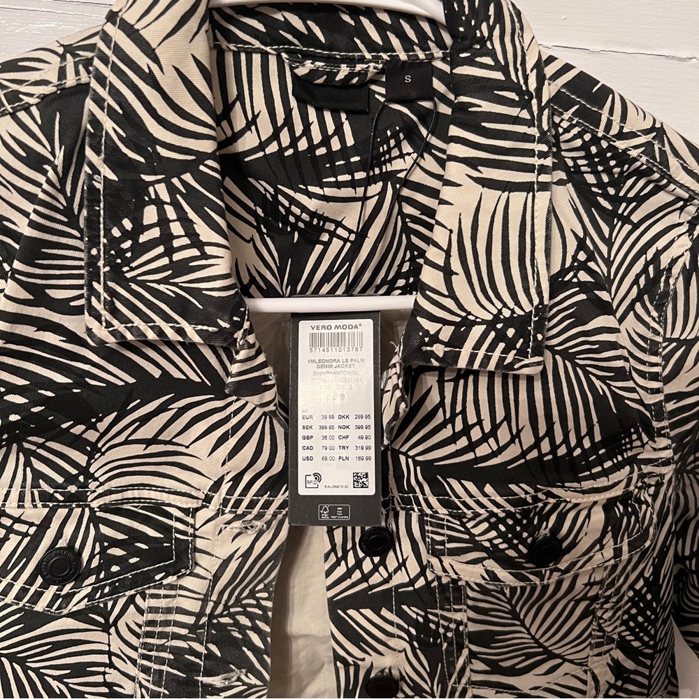 Vero Moda Denim Jacket - Picture 3 of 12